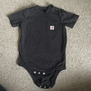 Carhartt onsie 24m